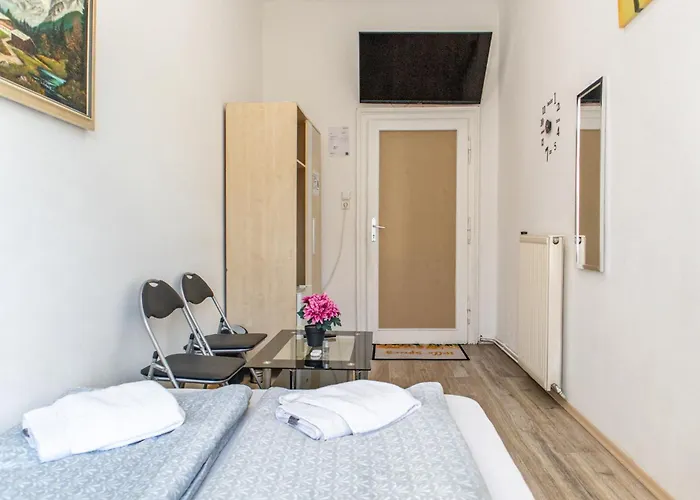 Budget Private Near Danube & Millennium Tower, Long * Βιέννη